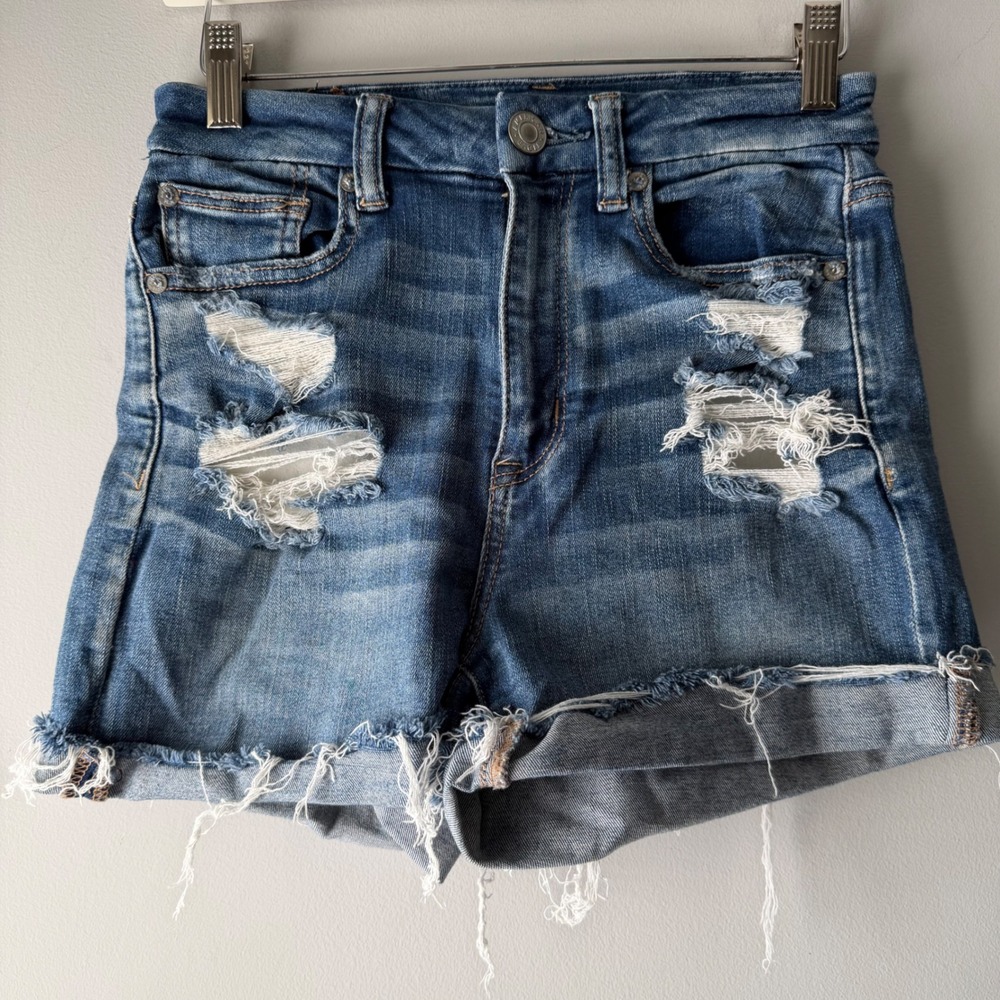 American Eagle Curvy Hi-Rise Shortie Women 2 Blue‎ Excellent Distressed Denim